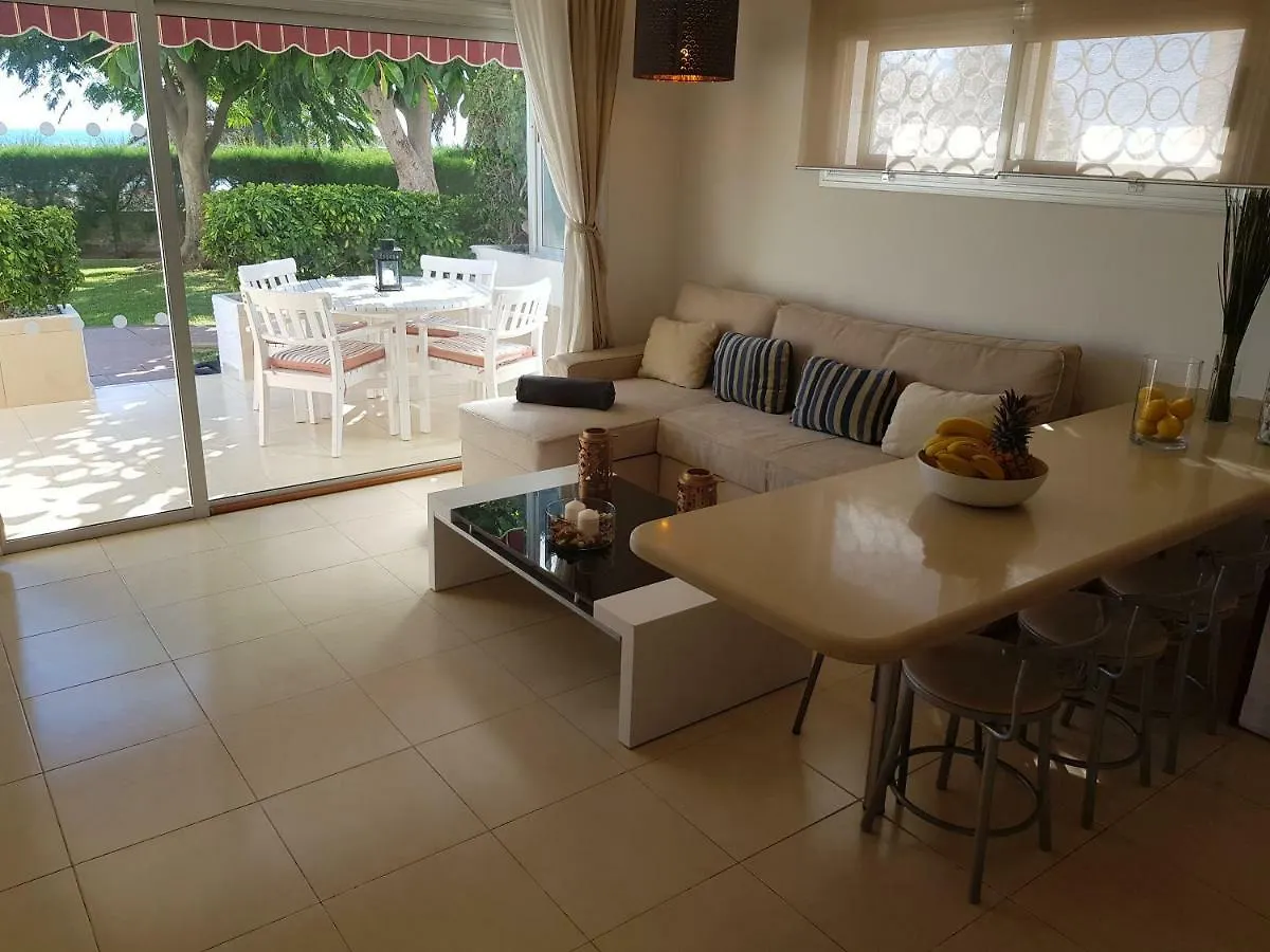 First Line Seaside Apartment San Agustin