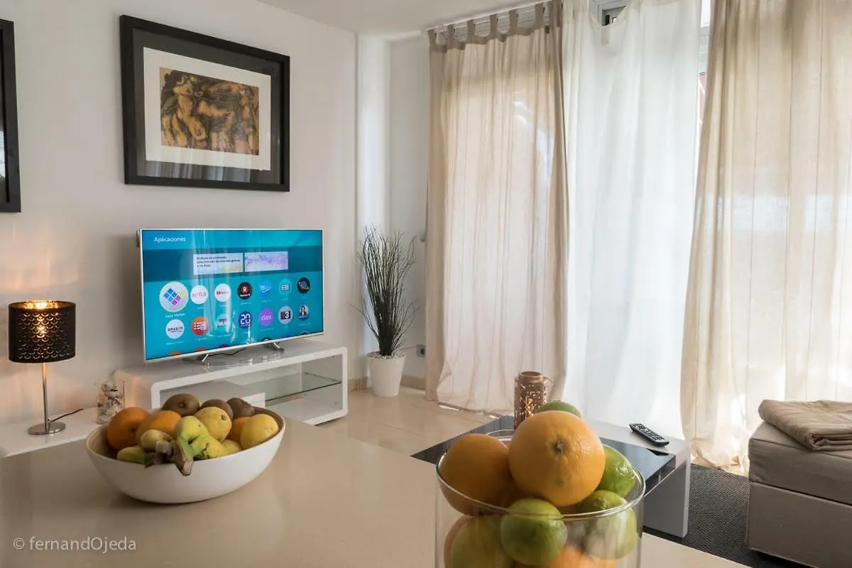 First Line Seaside Apartment San Agustin